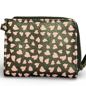 Black wallet with pink hearts